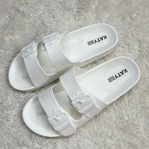 Katydid Sandals Women’s 8 White Two Straps Slide